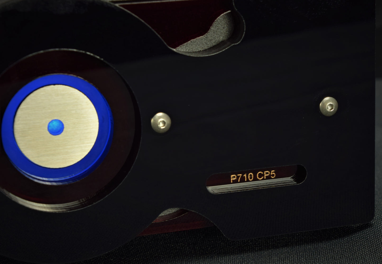 P710