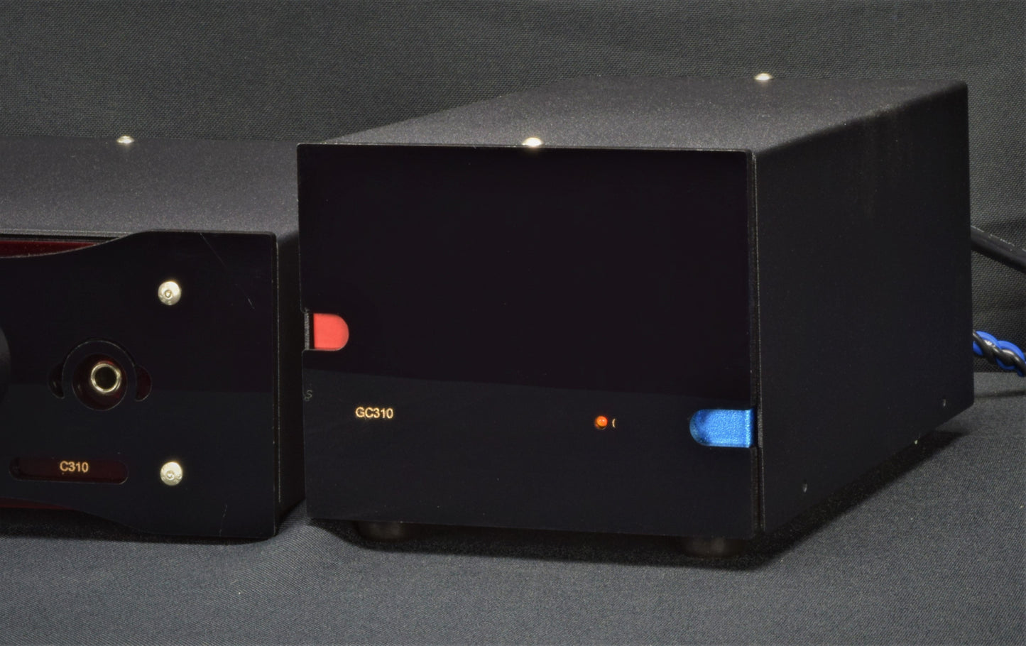 C310 - Selectable Output Capacitor
